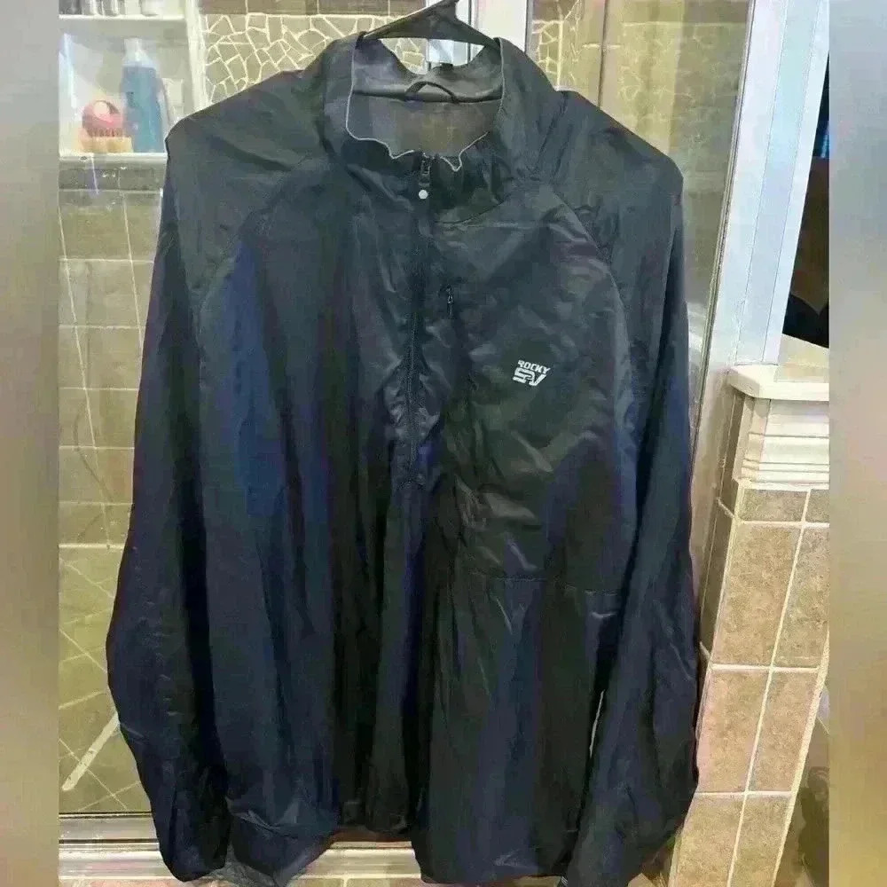 Rocky SP windbreaker in men’s size XL. In great condition.